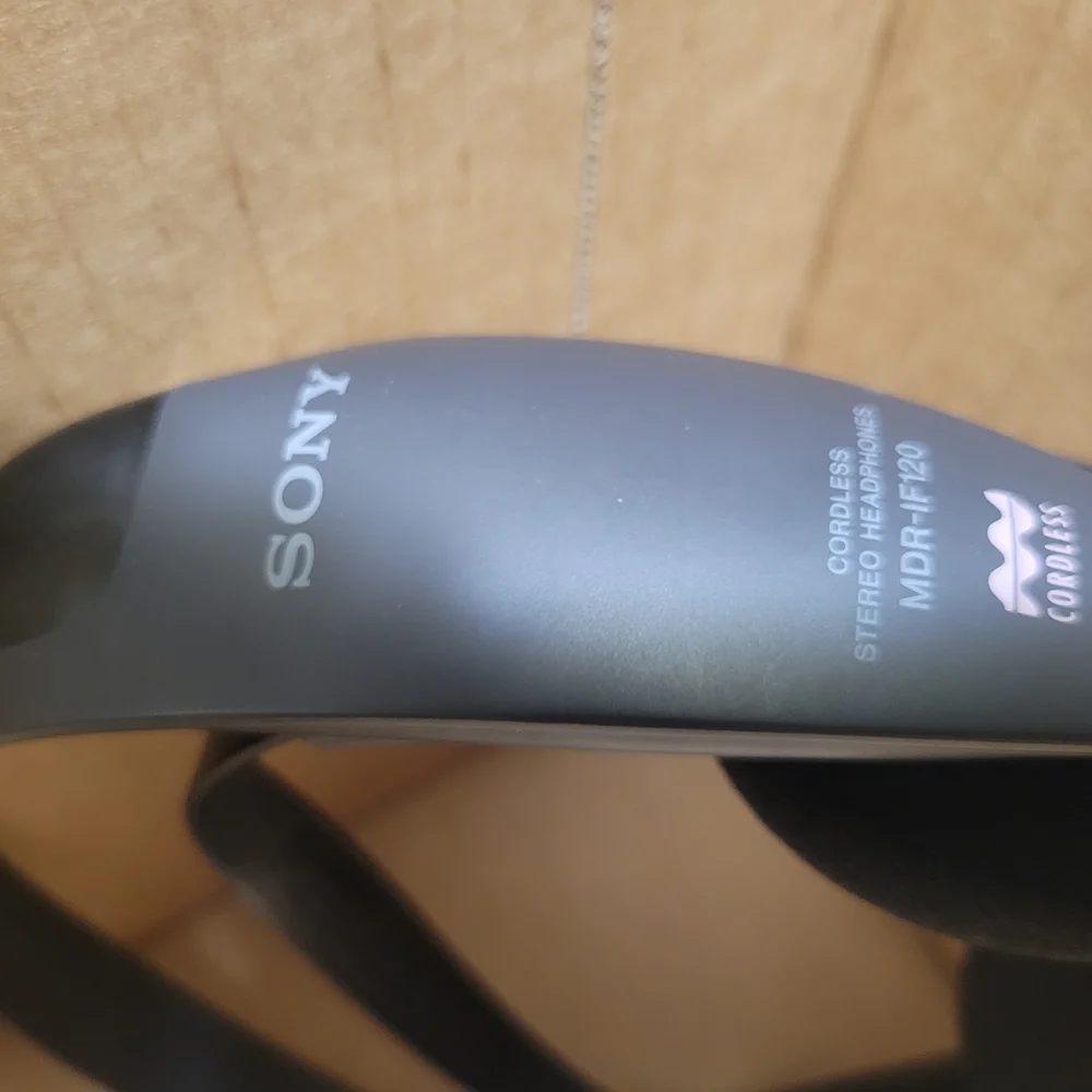 Sony Wireless Headphones - Black